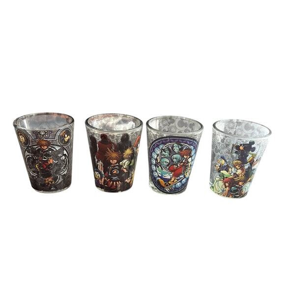 Disney kingdom of hearts glassware shot glass set New in box gamer Disneyland - Picture 4 of 4